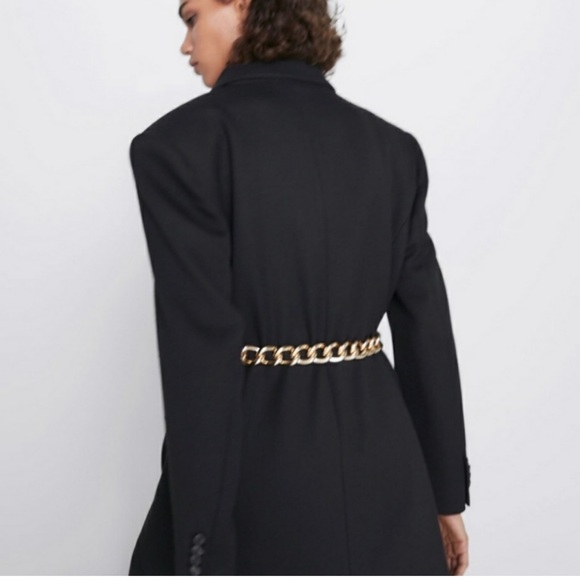 Zara Accessories - Zara bloggers favorite gold and velvet belt